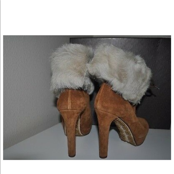 ✨💎GUCCI Suede Fur Platform Ankle Boot ✨💎 - Picture 2 of 5